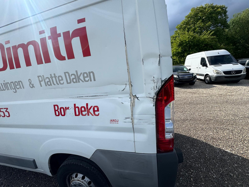 800x600-989